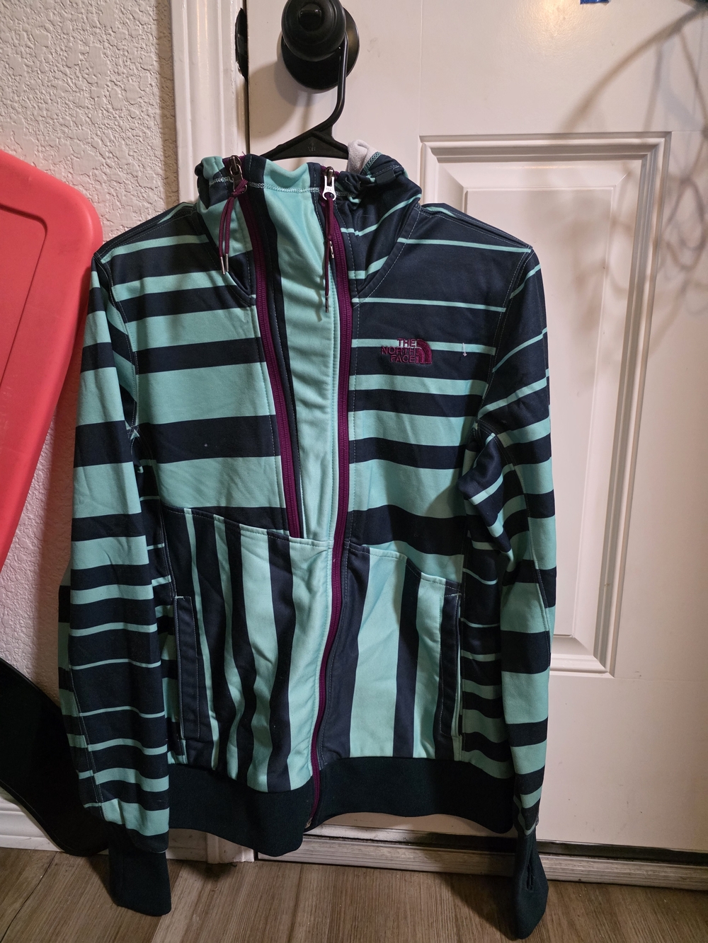 The North Face Women's Striped Hooded Jacket in Teal & Navy